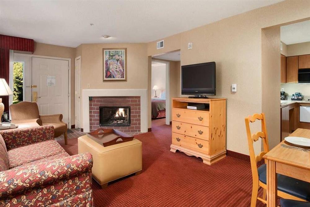 Homewood Suites Lafayette Rom bilde